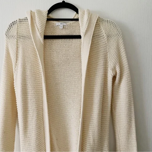 GAP | Knit Sweater - Picture 3 of 6